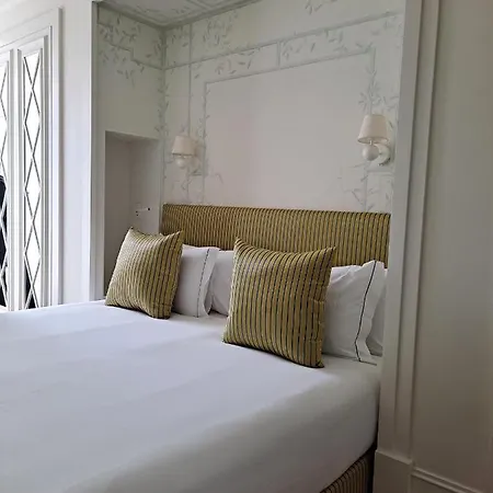 One Shot Palacio Cedofeita Hotel 5*