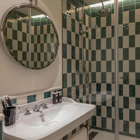 One Shot Palacio Cedofeita