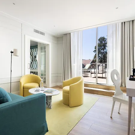 Отель One Shot Palacio Cedofeita 5*