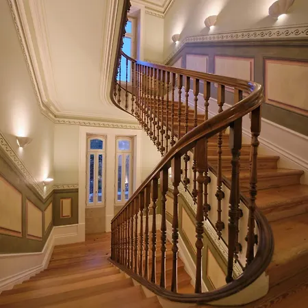 Отель One Shot Palacio Cedofeita 5*