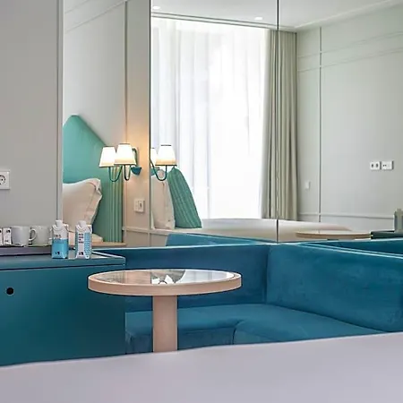 One Shot Palacio Cedofeita 5* Oporto