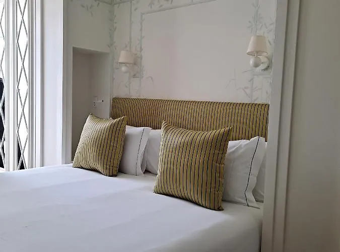 One Shot Palacio Cedofeita Отель 5*