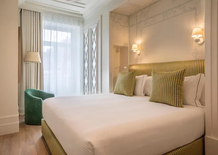 Отель One Shot Palacio Cedofeita 5*