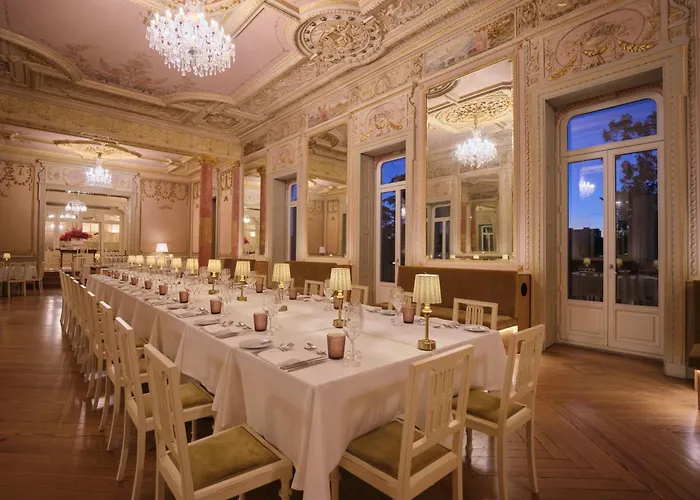 One Shot Palacio Cedofeita Hotel 5*