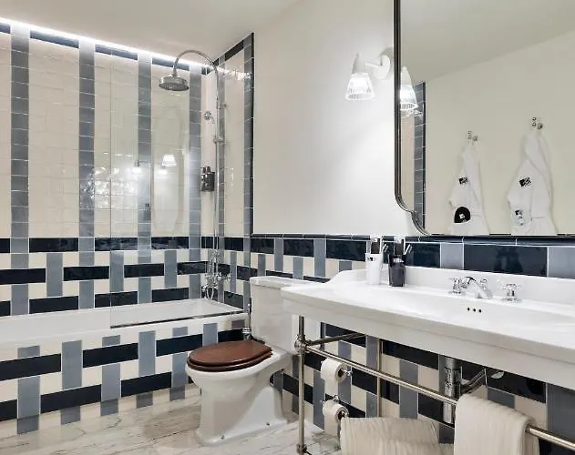 One Shot Palacio Cedofeita Hotel Porto