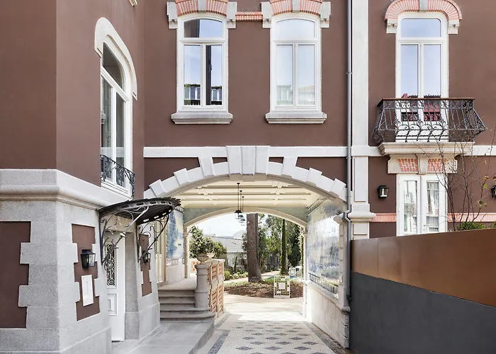 One Shot Palacio Cedofeita Hotel 5*